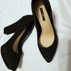 F21 Faux Suede Black Stacked Heels, Sz 7